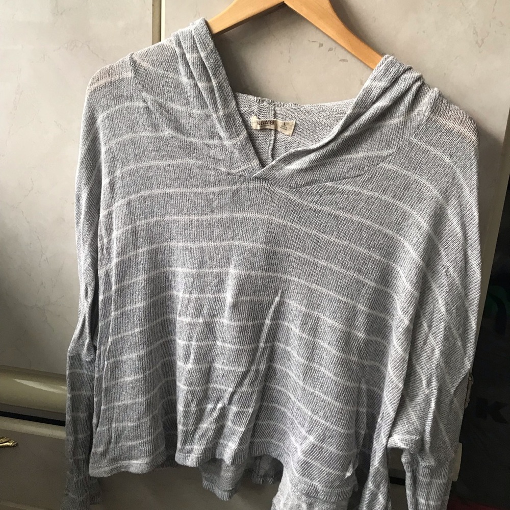 Hollister gray sweater